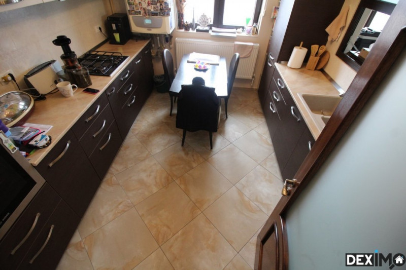 Apartament In Vila - Zona Universitate - Mobilat / Utilat - Aproape De Plaja