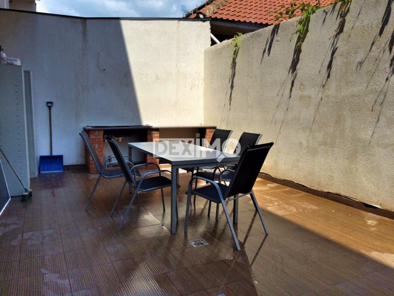 Apartament Oneiro Beach gradină si locuri de parcare proprietate 