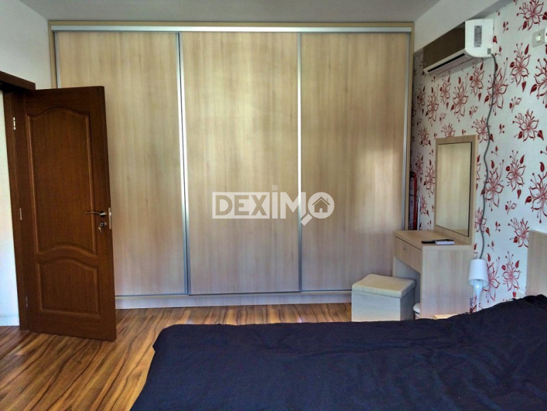 Apartament Oneiro Beach gradină si locuri de parcare proprietate 