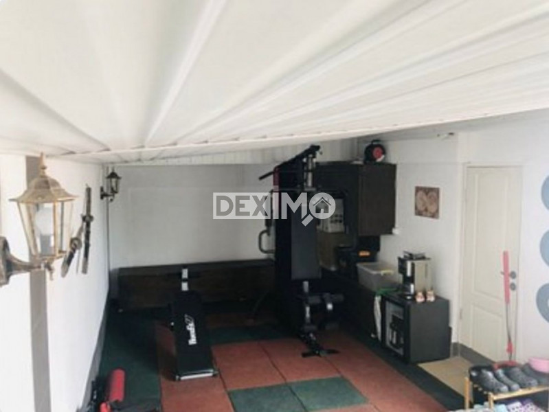 Apartament 3 Camere - Zona Compozitori - Curte 101MP - Loc Parcare