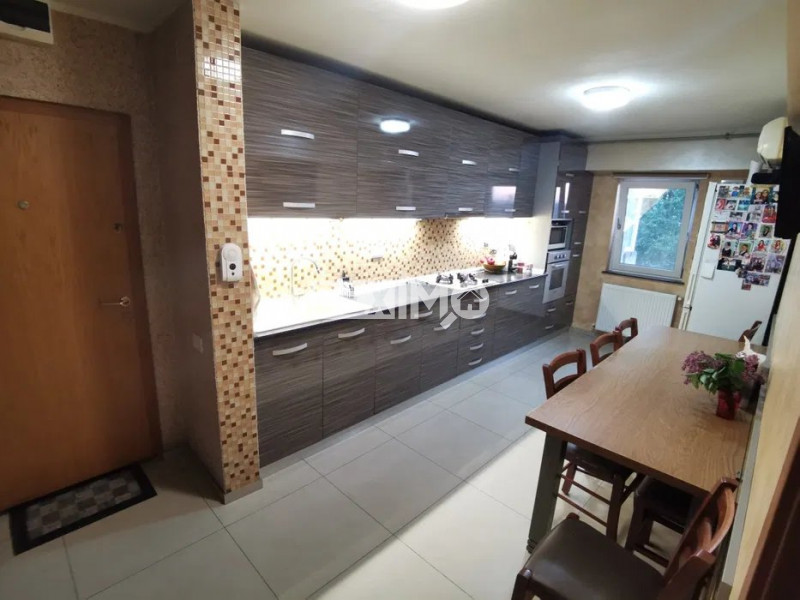 Apartament 4 Camere - Km 5 - Renovat Complet - Centrala Pe Gaze