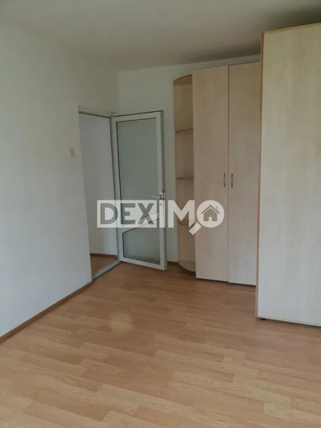 Apartament 3 Camere - Zona Tomis Nord - Gaze La Aragaz - Boxa