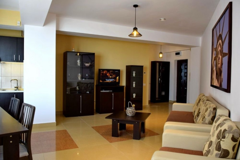 Apartament 2 Camere Decomandate - Statiunea Mamaia - Mobilat/Utilat - Gaze