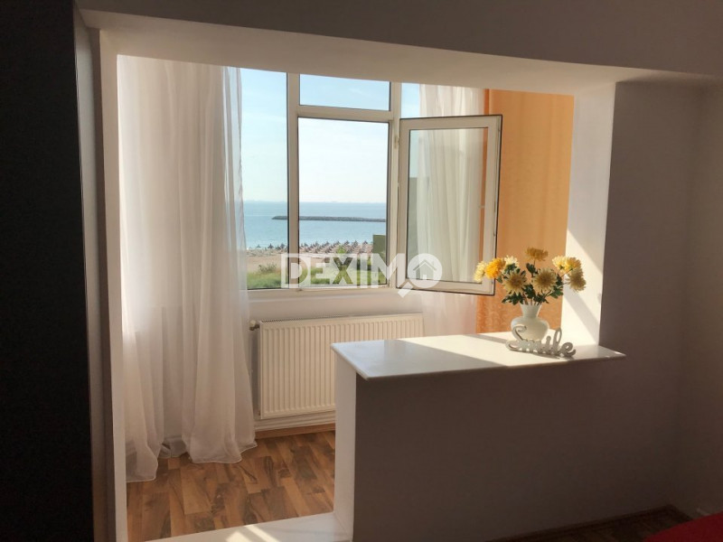 Studio - Faleza Nord - Mobilat - Vedere Frontala La Mare