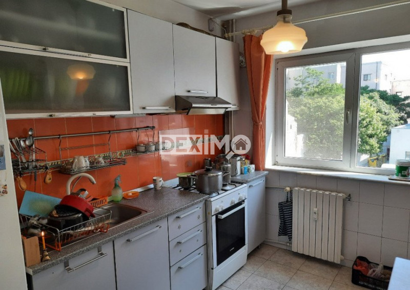 Apartament 4 Camere - Ultracentral - La Doi Pasi De Plaja Modern