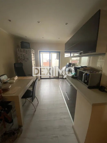 Apartament 3 Camere - Capitol - Renovat  - Mobilat Complet