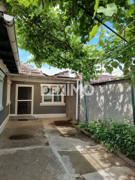 Casa 4 Camere - Zona Bratianu - Intretinuta - Centrala Pe Gaze