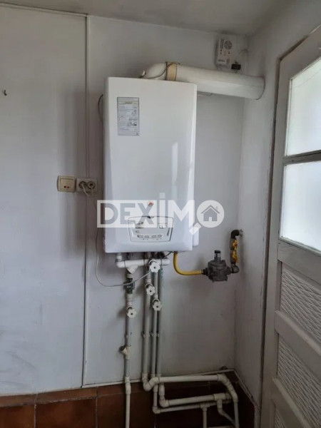 Casa 4 Camere - Zona Bratianu - Intretinuta - Centrala Pe Gaze