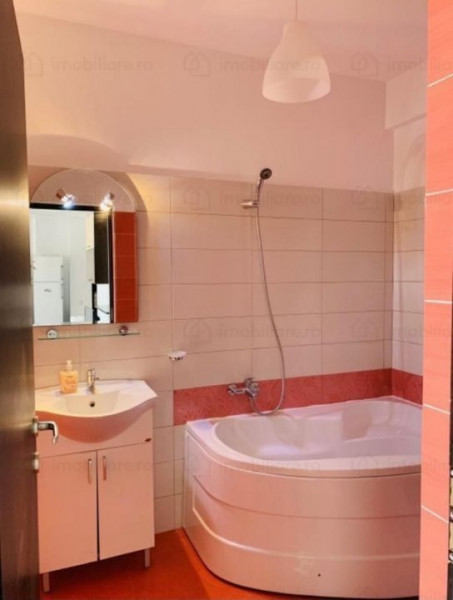 Apartament 2 Camere - Zona Tomis Plus - Mobilat/Utilat - Loc Parcare 