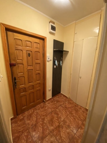 Garsoniera - Zona Inel II - Mobilata Complet - Etaj 4