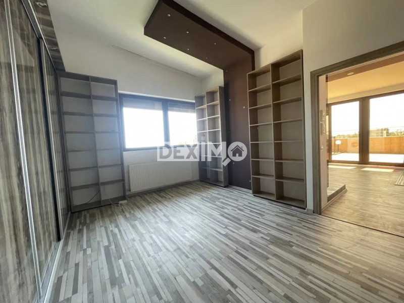 Duplex - 5 Camere - Renovat - Partial Mobilat - Terasa Spatioasa - Loc Parcare