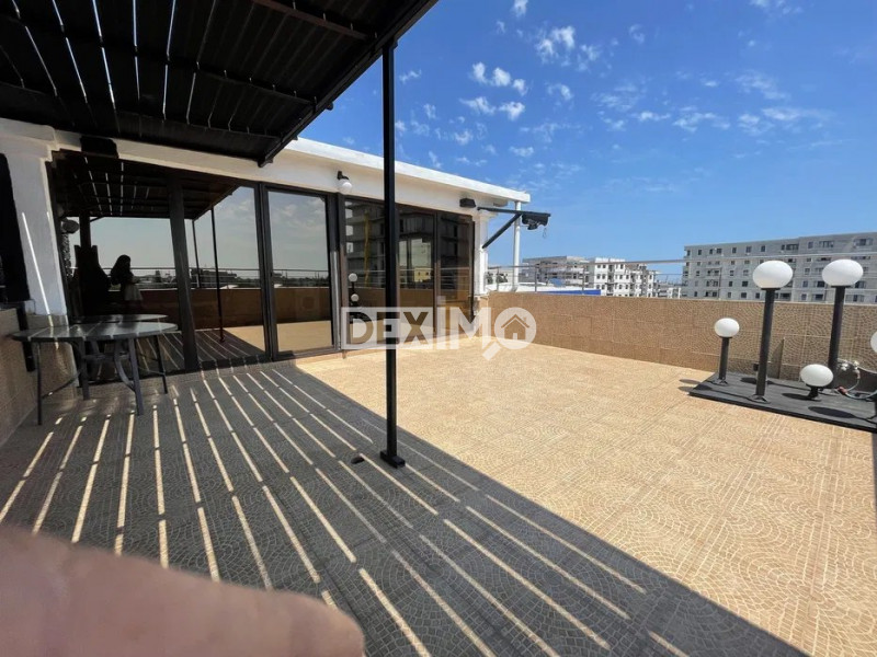 Duplex - 5 Camere - Renovat - Partial Mobilat - Terasa Spatioasa - Loc Parcare