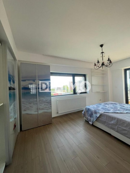 Duplex - 5 Camere - Renovat - Partial Mobilat - Terasa Spatioasa - Loc Parcare