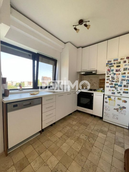 Duplex - 5 Camere - Renovat - Partial Mobilat - Terasa Spatioasa - Loc Parcare