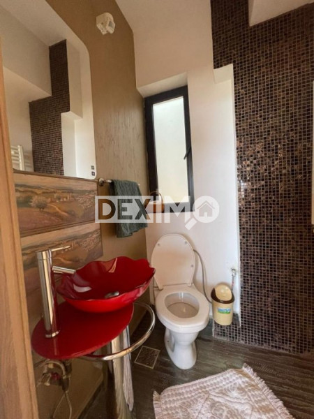 Duplex - 5 Camere - Renovat - Partial Mobilat - Terasa Spatioasa - Loc Parcare