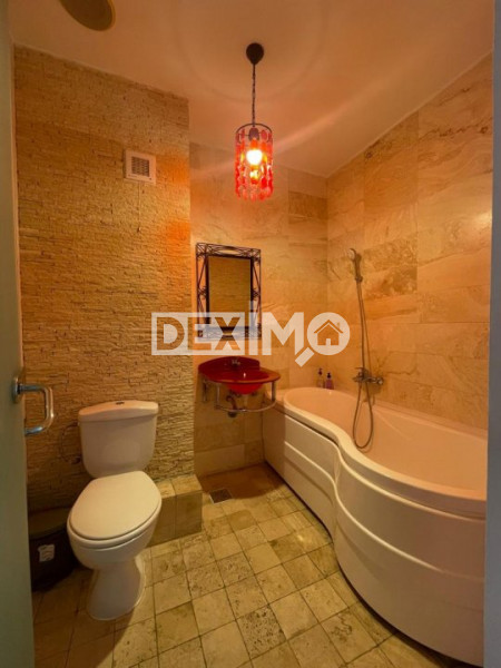 Duplex - 5 Camere - Renovat - Partial Mobilat - Terasa Spatioasa - Loc Parcare