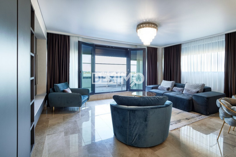 Apartament ultramodern vedere la lac si mare 