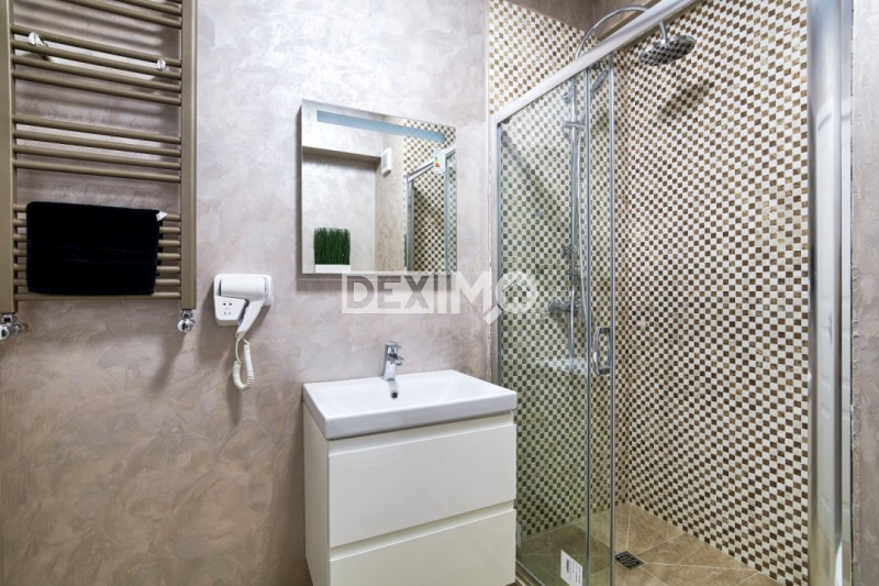 Apartament ultramodern vedere la lac si mare 