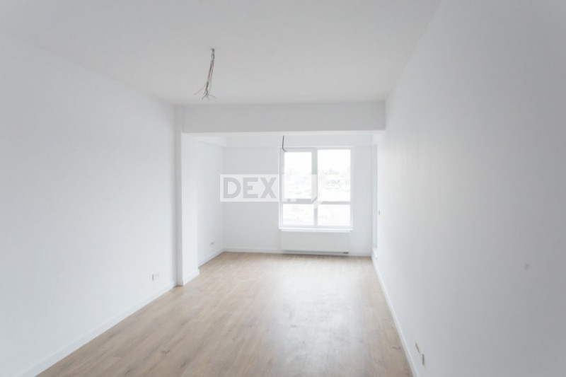 Apartament 3 Camere Decomandate - Zona Tomis Nord - La Cheie - Parter
