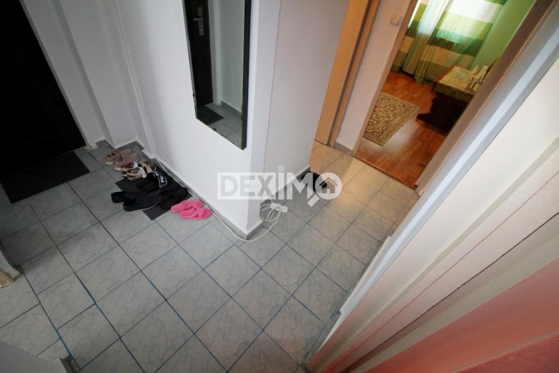 Apartament 3 Camere - Inel I - Centrala Pe Gaze -4 Din 4 Cu Pod