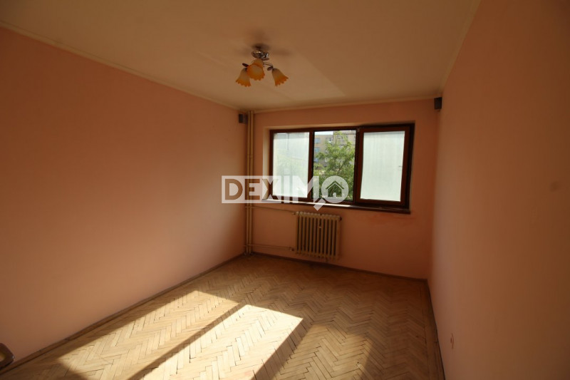 Apartament 3 Camere Decomandat - Abator - Etaj 1 