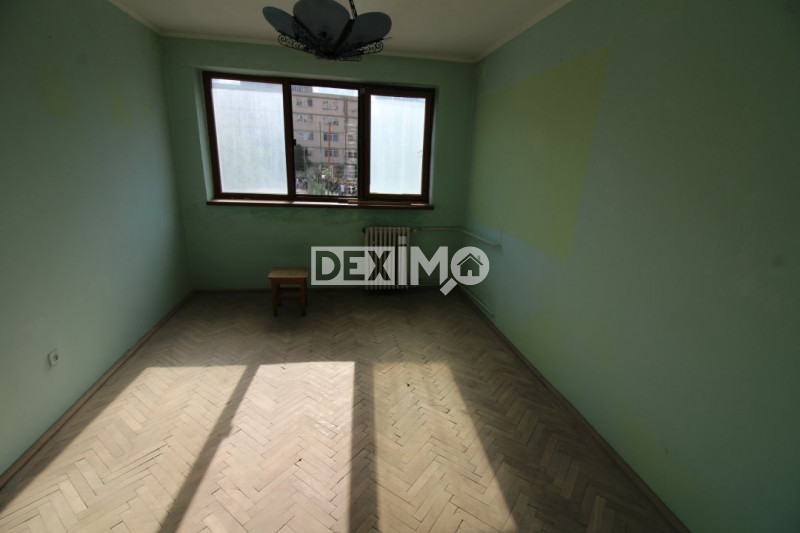 Apartament 3 Camere Decomandat - Abator - Etaj 1 