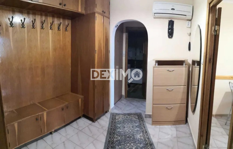 Apartament 2 camere, Decomandat, Mobilat  Finisaje clasice