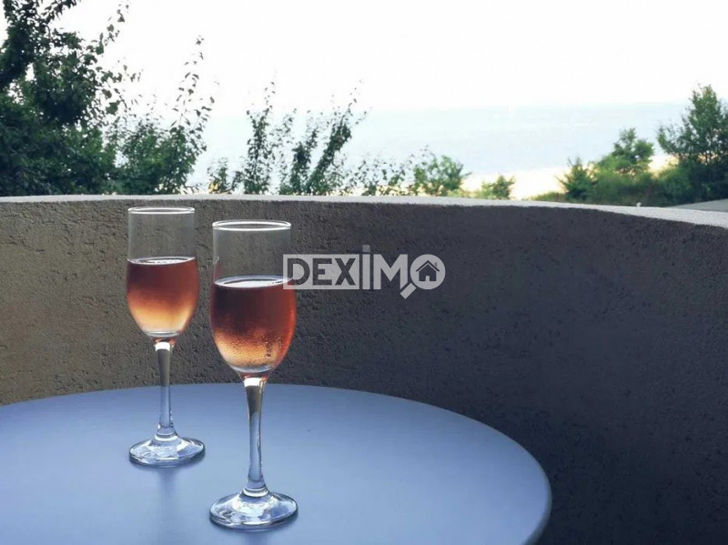 Apartament 3 Camere LUX - ZOOM BEACH - Faleza NORD, - Vedere la MARE