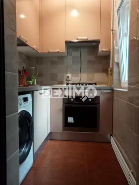 Apartament 3 Camere - Inel 2 - Scoala 8 - Centrala Pe Gaze