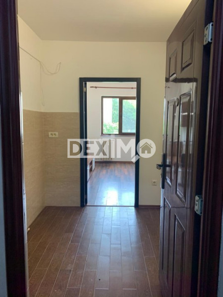 Garsoniera - Poarta 6 - Etaj 2 - Partial Mobilata