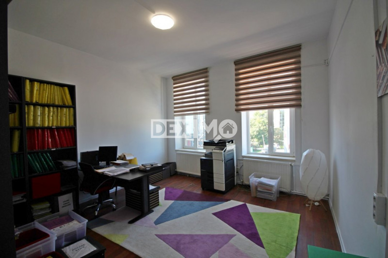 Apartament Ultracentral - Pozitionare Deosebita - Pretabil Birouri/Rezidential