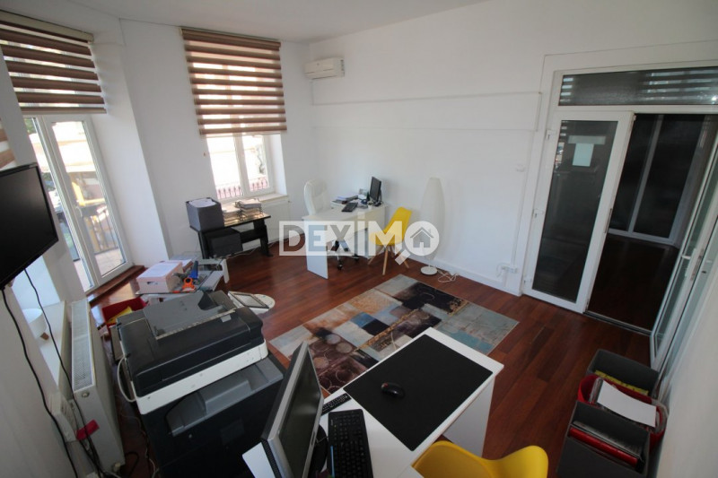 Apartament Ultracentral - Pozitionare Deosebita - Pretabil Birouri/Rezidential