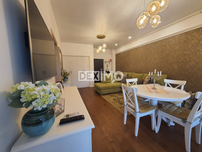 MAMAIA-PLAJA AZIMUTH-APARTAMENT 2 CAMERE LUX 50 M PANA LA PLAJA LOC PARCARE