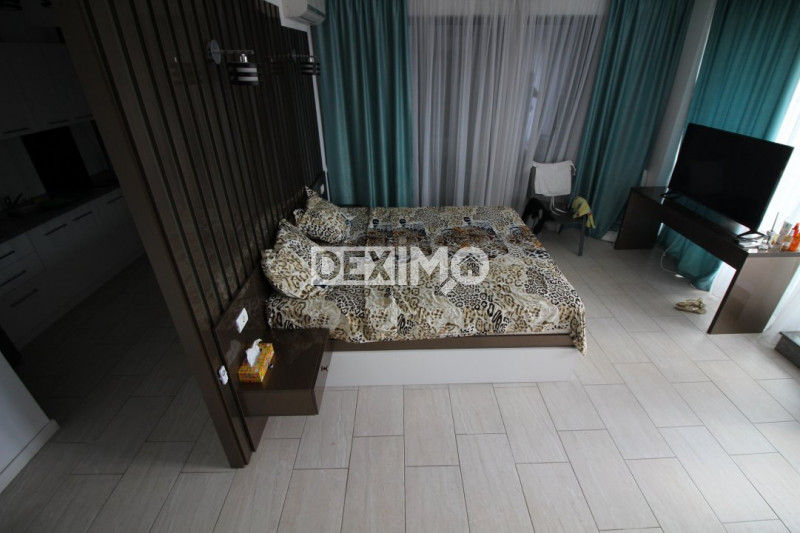 Proprietate Exclusivista - Intreg Ultim Etaj - Mamaia Nord - Vedere Lac