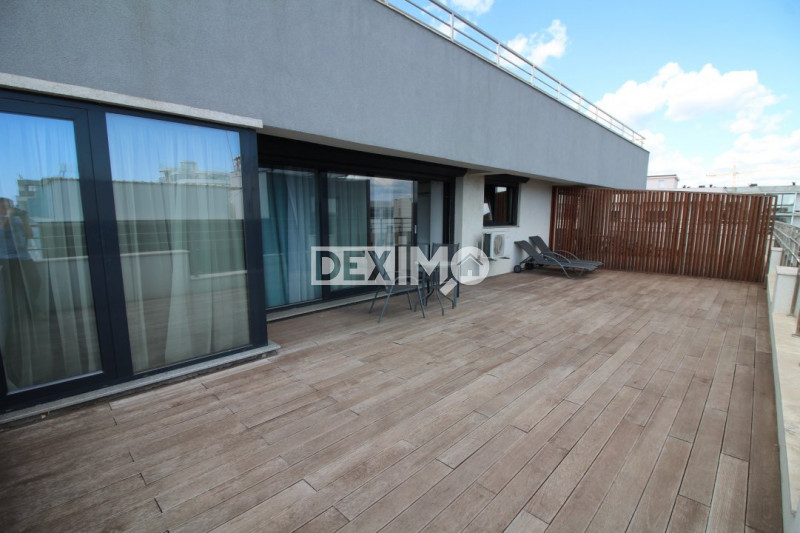 Proprietate Exclusivista - Intreg Ultim Etaj - Mamaia Nord - Vedere Lac