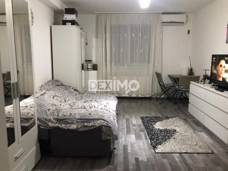 Garsoniera - Zona Poarta 6 - Etaj 1 - Mobilata/Utilata