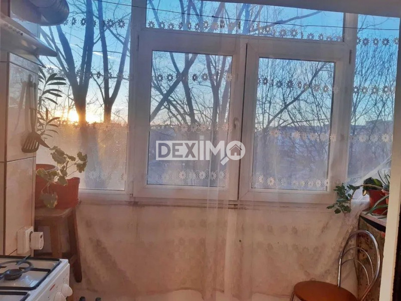 Apartament 3 Camere - Poarta 6 - Etaj 3 - Gaze La Usa