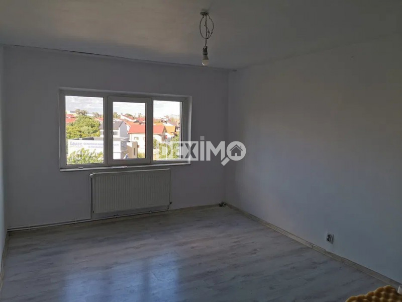 Apartament 3 Camere - Primo - Centrala Pe Gaze - Liber