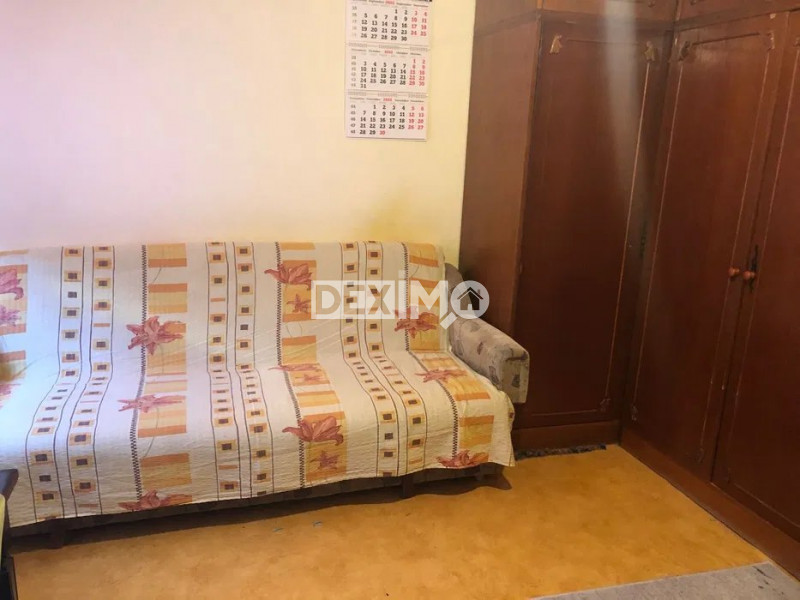 Garsoniera - Primo - Etaj 3 - Gaze La Usa