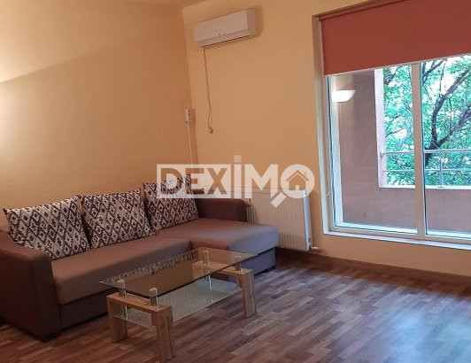 Apartament 3 Camere - Zona Compozitori - Apartament Imens În Vilă - Termen Lung