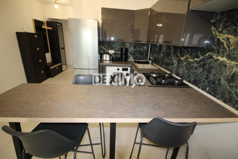 Apartament LUXURY II - Zona REX - Vedere Frontala Lac - Pentru Pretentiosi !!!