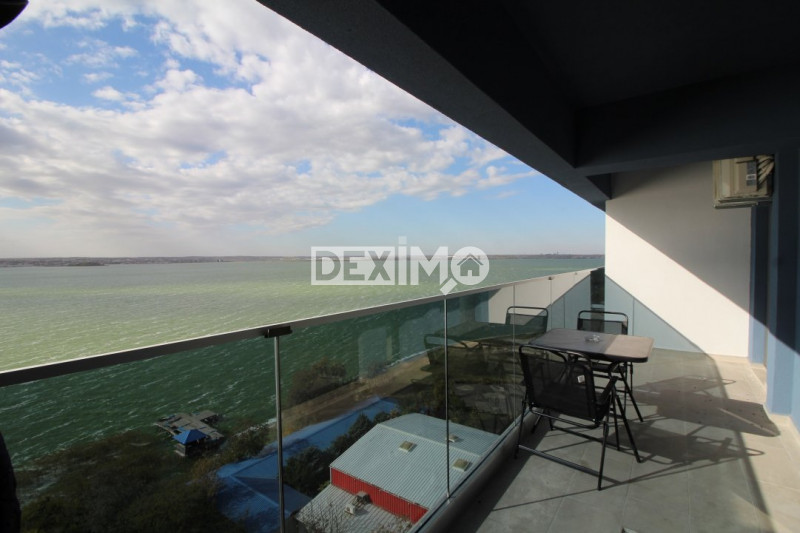 Apartament LUXURY II - Zona REX - Vedere Frontala Lac - Pentru Pretentiosi !!!