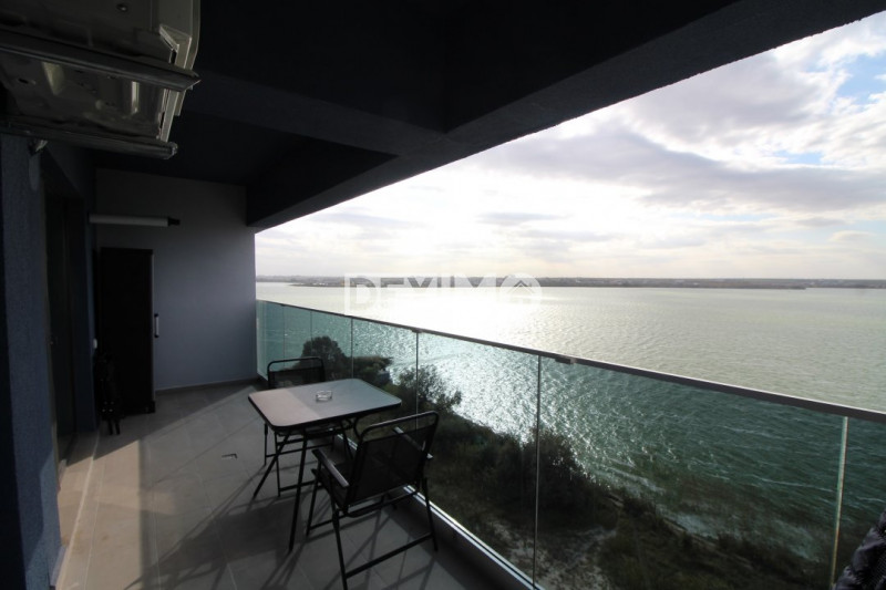 Apartament LUXURY II - Zona REX - Vedere Frontala Lac - Pentru Pretentiosi !!!