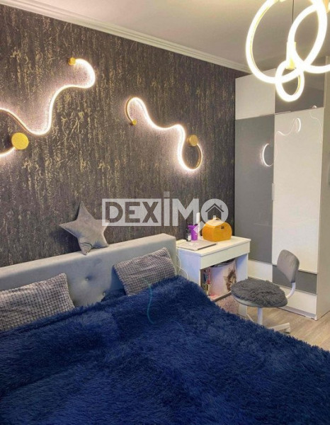 Apartament 4 Camere - CET - Renovat - Mobilat LUX - Centrala Gaze