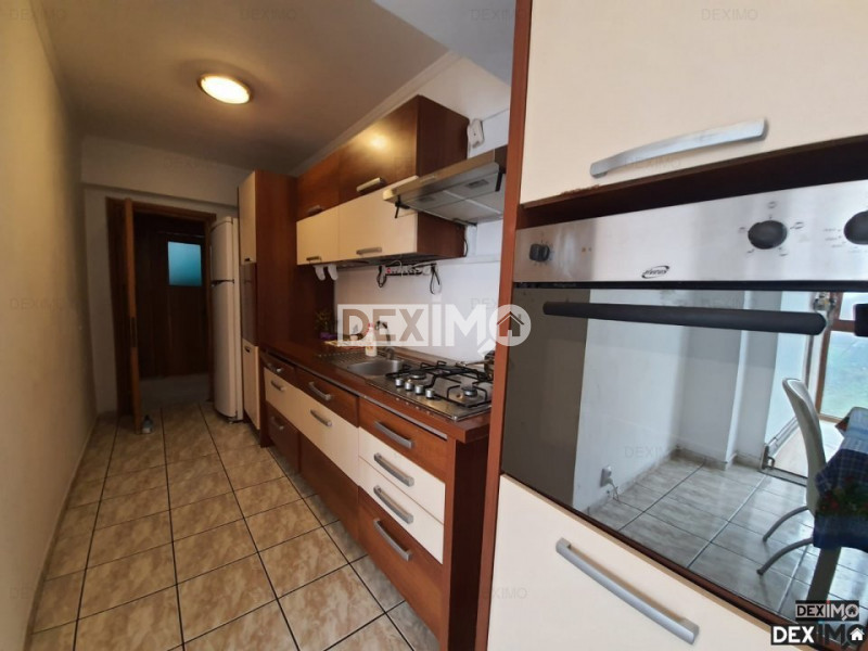 Apartament 4 Camere - Faleza Nord - Vedere Frontala La Mare - Teremen Lung