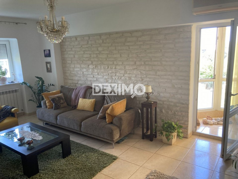 Apartament 3 Camere - Stadion - Mobilat -  Centrala Pe Gaze