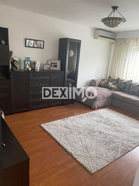 Apartament 3 Camere - Faleza Nord - Mobilat - Vedere Spre Mare