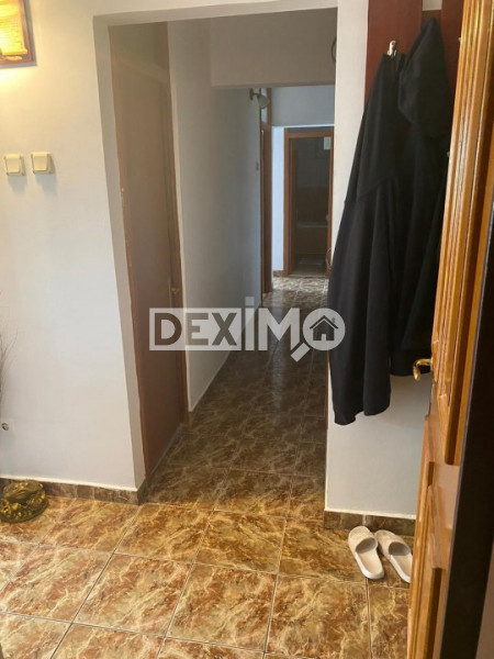 Apartament 3 Camere - Faleza Nord - Mobilat - Vedere Spre Mare