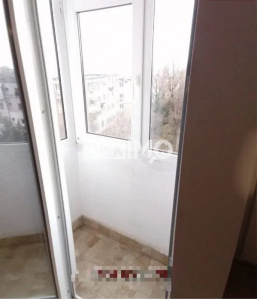 Garsoniera - Tomis Nord - Etaj Intermediar - Gaze Pe Scara