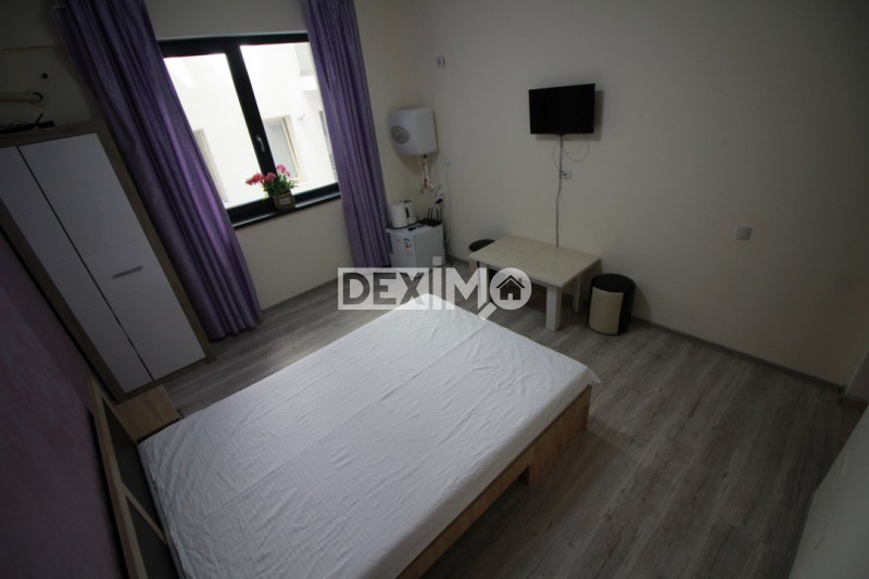 Garsoniera - Mamaia Nord - Stefan Building - La Doi Pasi De Mare